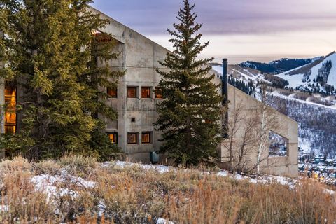 Tiny photo for 1360 GOLDEN WAY #92, Park City, UT 84060 (MLS # 2132678)