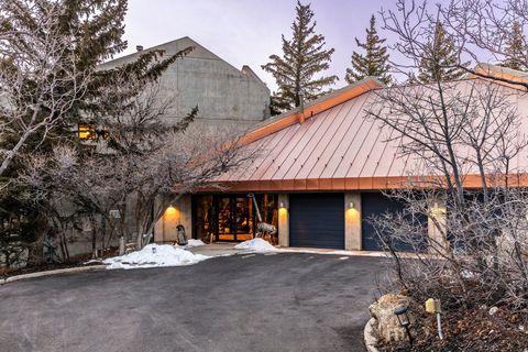 Tiny photo for 1360 GOLDEN WAY #92, Park City, UT 84060 (MLS # 2132678)