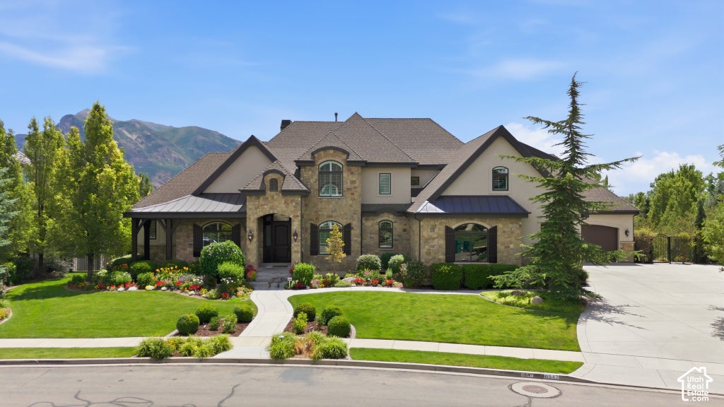 Photo of 6547 W NORMANDY WAY, Highland, UT 84003 (MLS # 2187695)