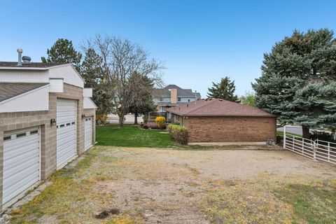Tiny photo for 11243 S BLAKE CIR W, South Jordan, UT 84095 (MLS # 2147764)