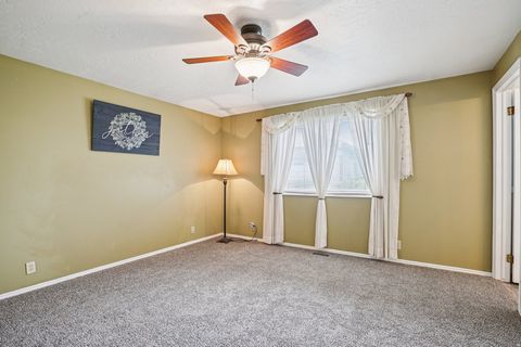 Tiny photo for 11243 S BLAKE CIR W, South Jordan, UT 84095 (MLS # 2147764)