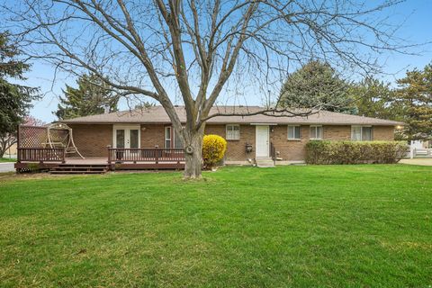 Tiny photo for 11243 S BLAKE CIR W, South Jordan, UT 84095 (MLS # 2147764)