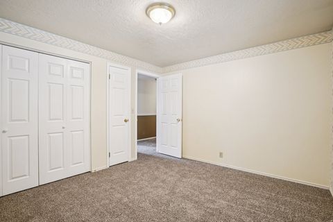 Tiny photo for 11243 S BLAKE CIR W, South Jordan, UT 84095 (MLS # 2147764)