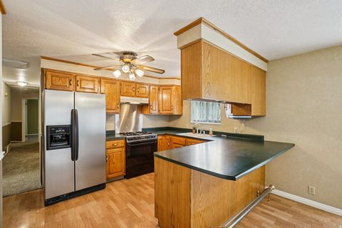 Tiny photo for 11243 S BLAKE CIR W, South Jordan, UT 84095 (MLS # 2147764)