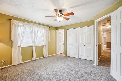 Tiny photo for 11243 S BLAKE CIR W, South Jordan, UT 84095 (MLS # 2147764)