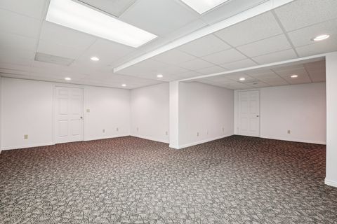 Tiny photo for 11243 S BLAKE CIR W, South Jordan, UT 84095 (MLS # 2147764)