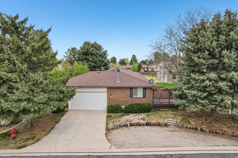 Tiny photo for 11243 S BLAKE CIR W, South Jordan, UT 84095 (MLS # 2147764)