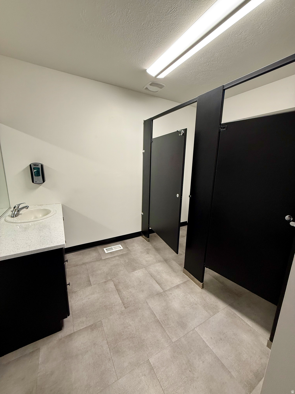 PLAT A - Commercial Lease