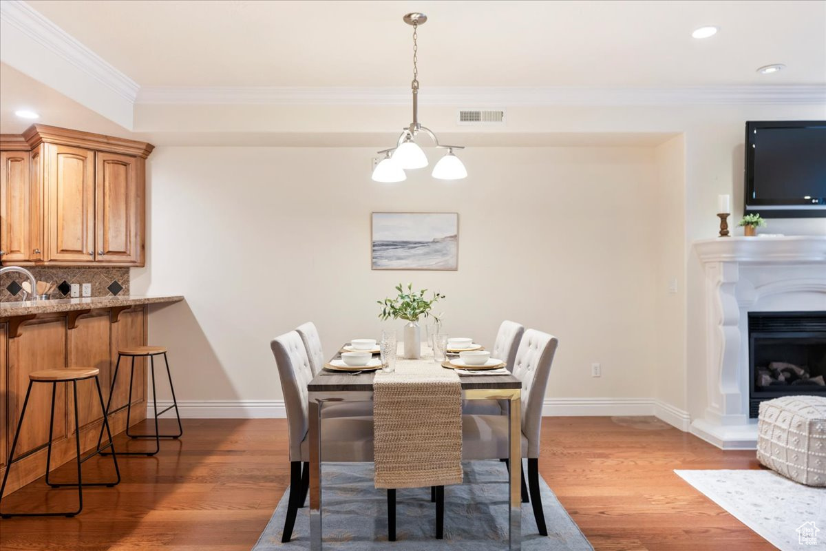 COUNTRY CLUB RIDGE CONDOMINIUMS - Residential