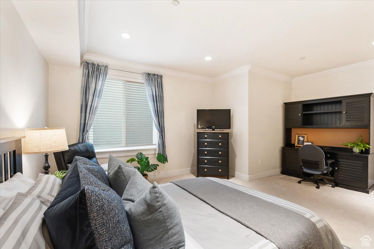 COUNTRY CLUB RIDGE CONDOMINIUMS - Residential