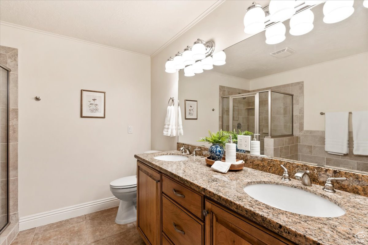 COUNTRY CLUB RIDGE CONDOMINIUMS - Residential