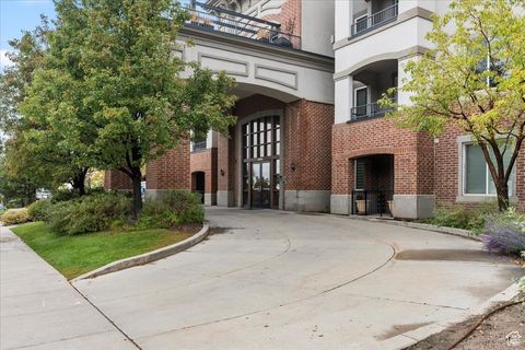 Tiny photo for 2665 E PARLEYS WAY #210, Salt Lake City, UT 84109 (MLS # 2118137)