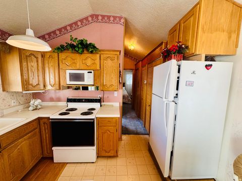 Tiny photo for 1160 E TELEGRAPH St #186, Washington, UT 84780 (MLS # 2150606)
