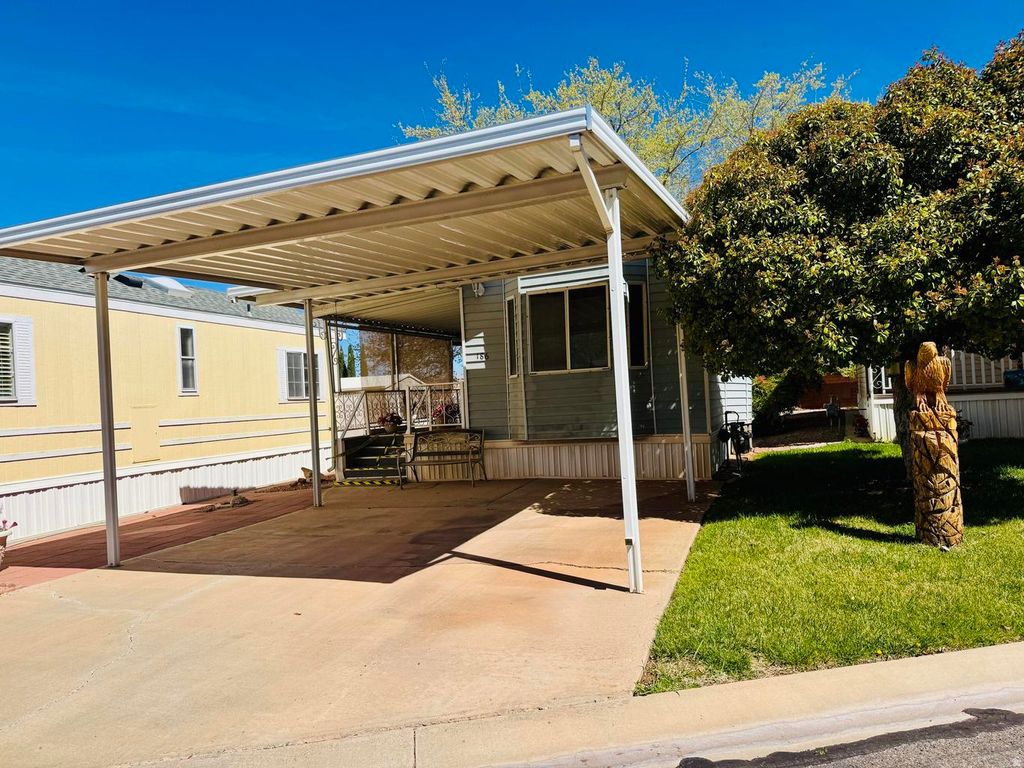 Photo of 1160 E TELEGRAPH St #186, Washington, UT 84780 (MLS # 2150606)