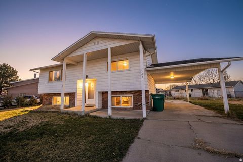 1183 N 200 E Layton UT 84041