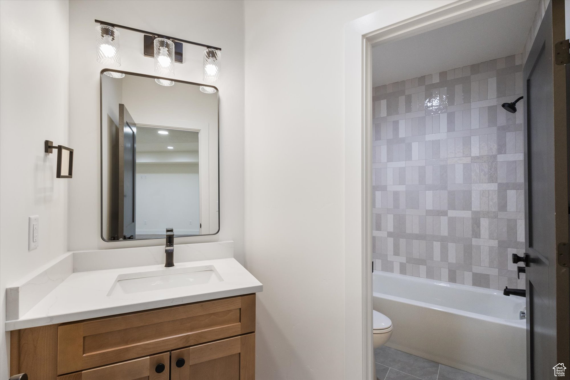 BROOKSIDE - Residential