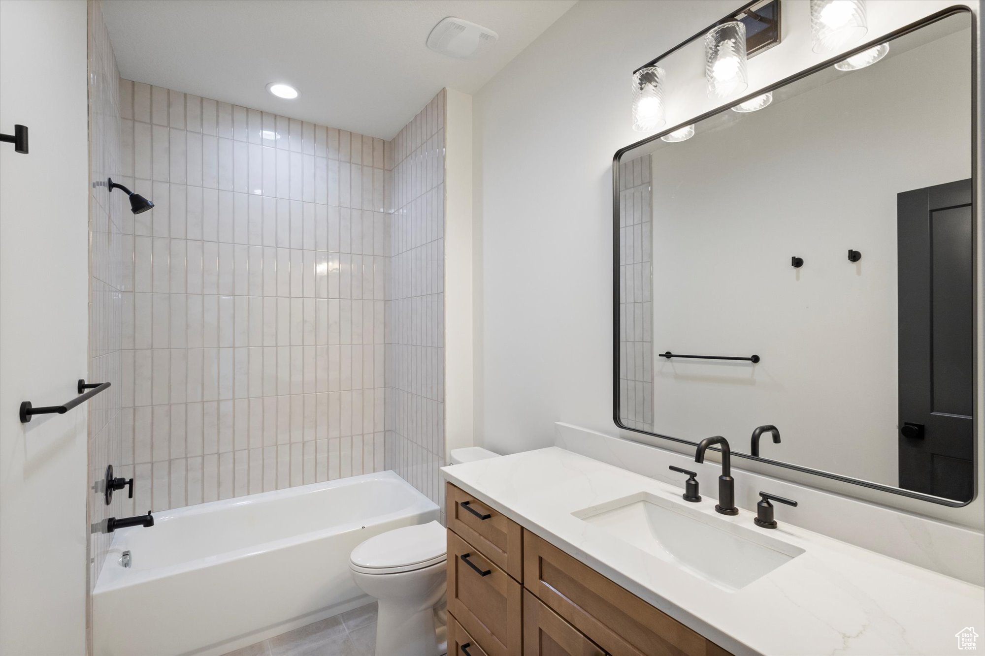 BROOKSIDE - Residential