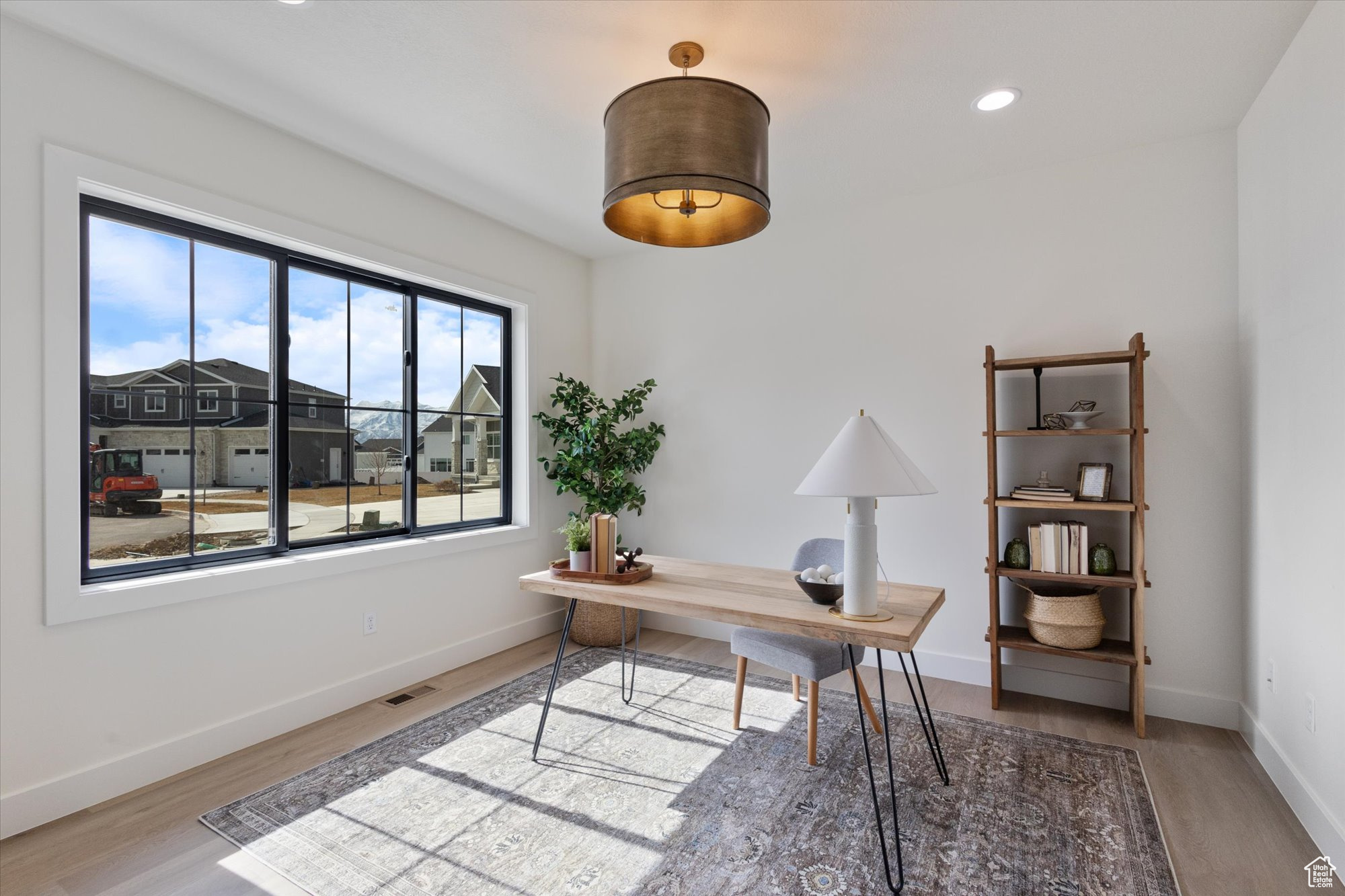 BROOKSIDE - Residential