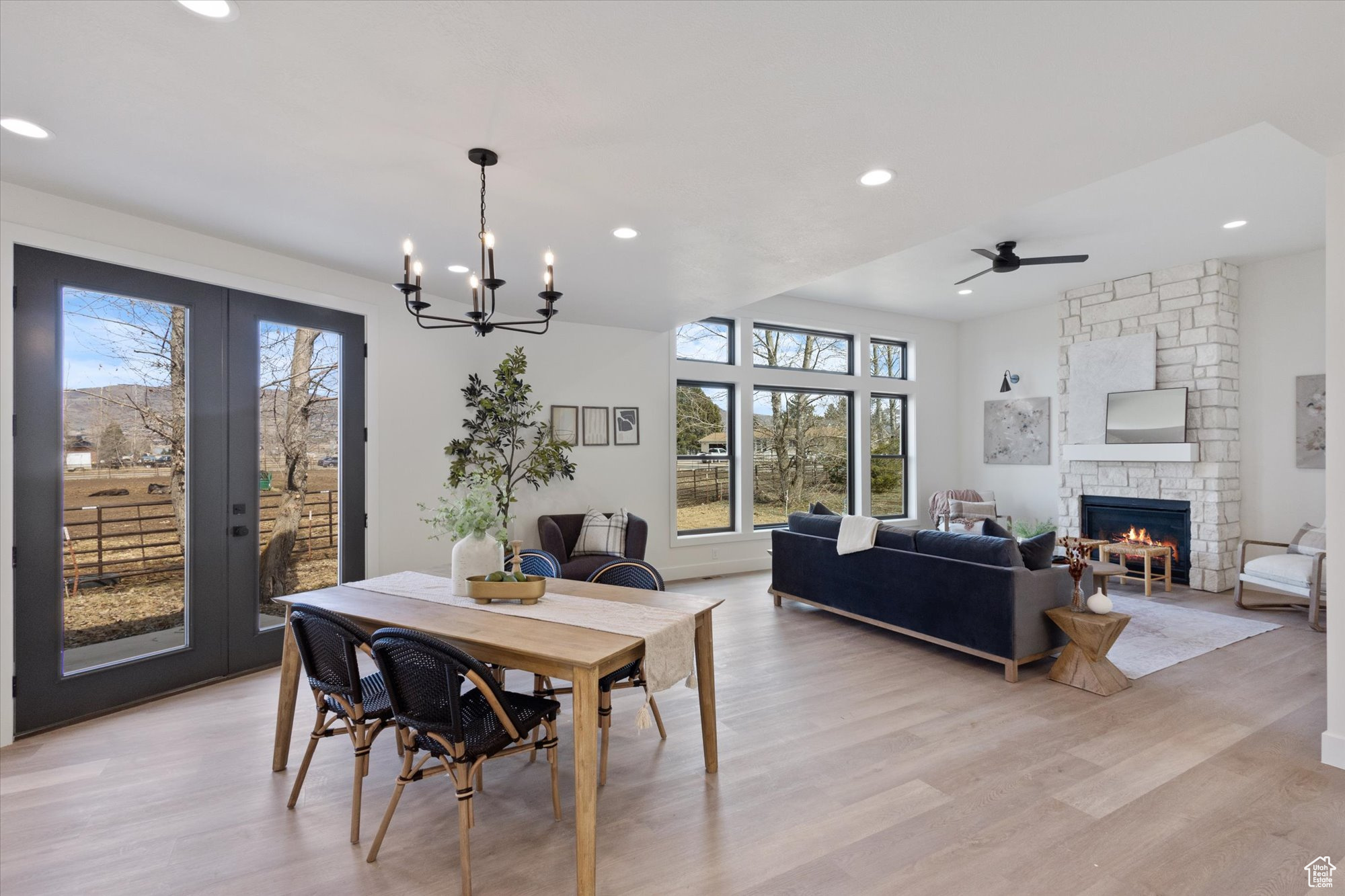 BROOKSIDE - Residential