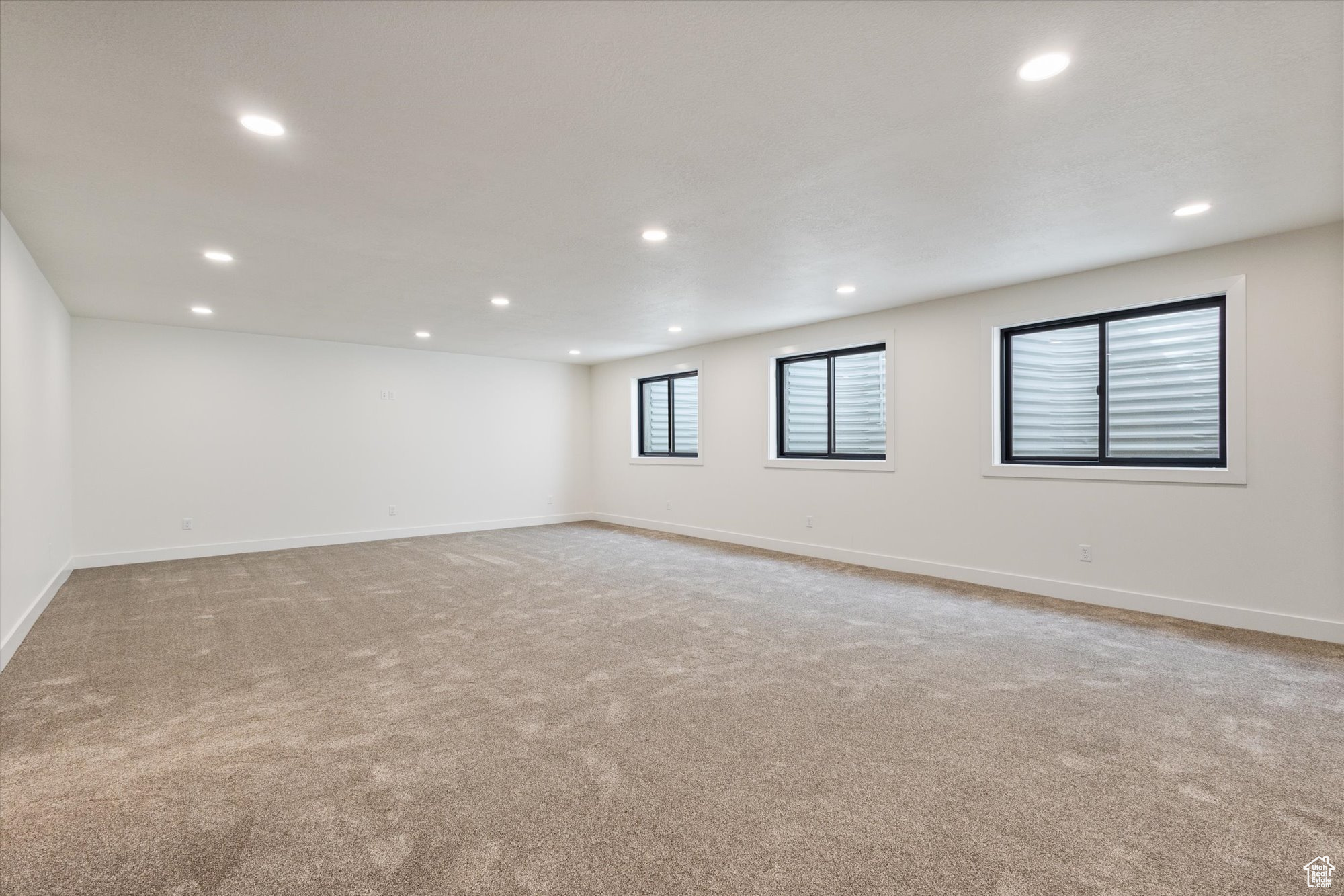 BROOKSIDE - Residential