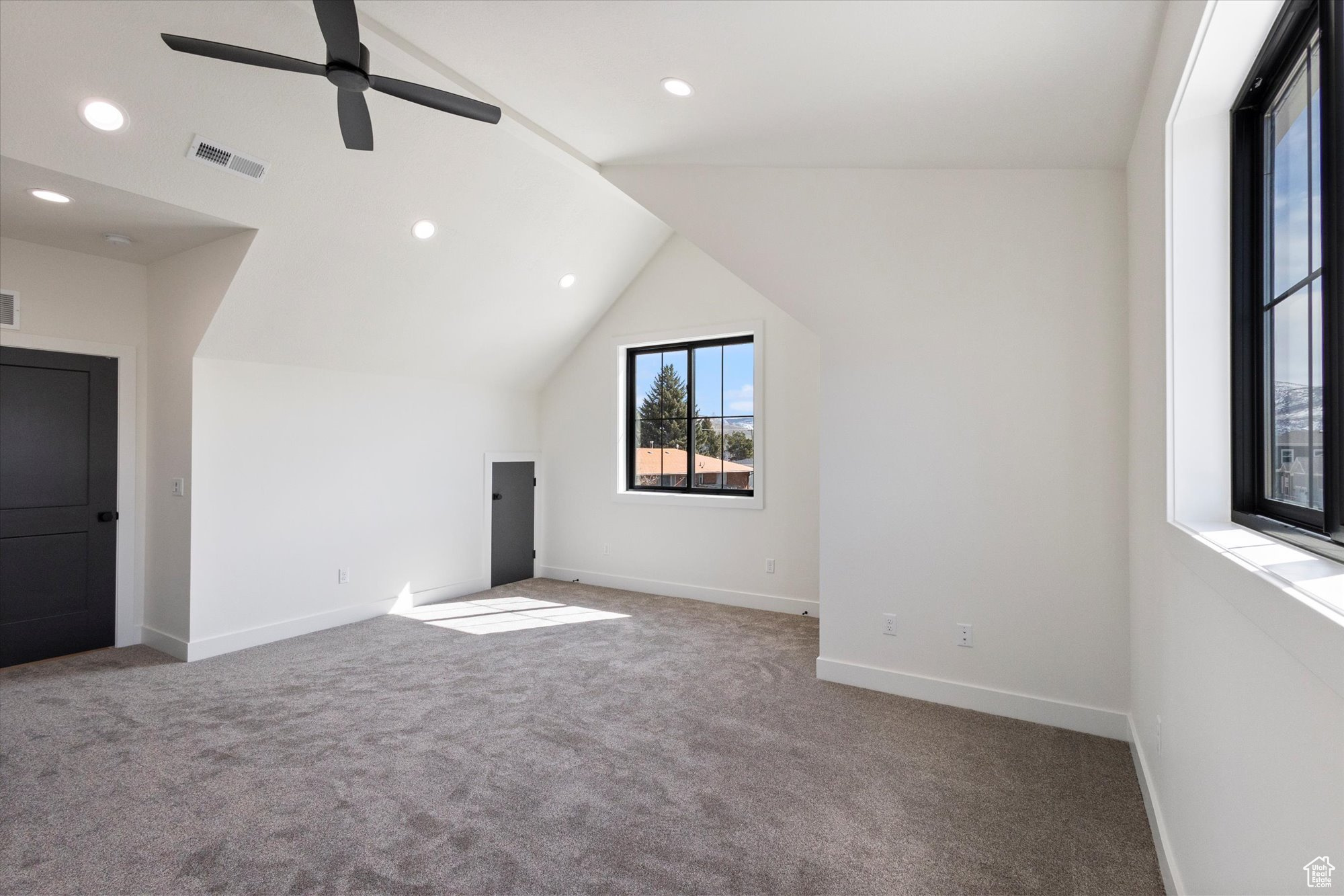 BROOKSIDE - Residential