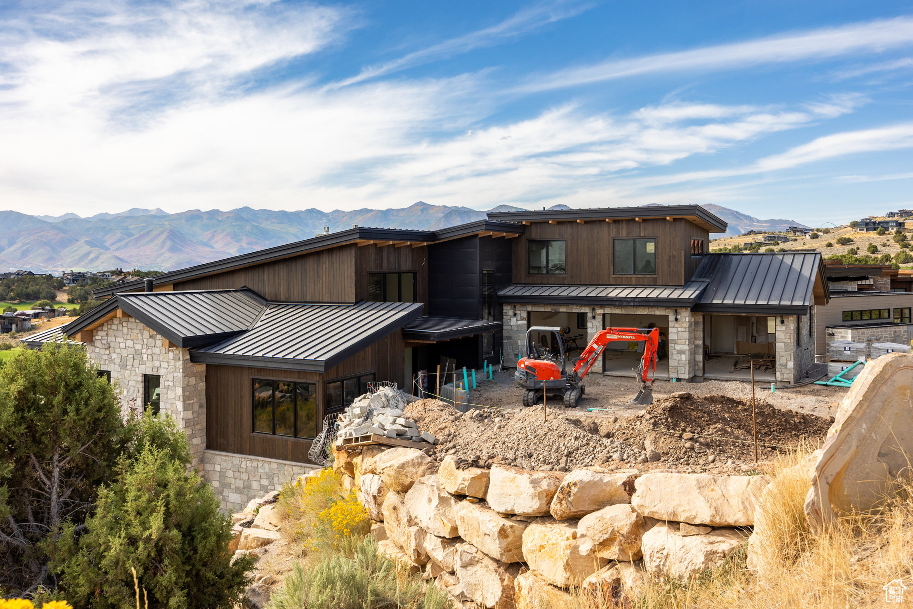 RED LEDGES - Residential