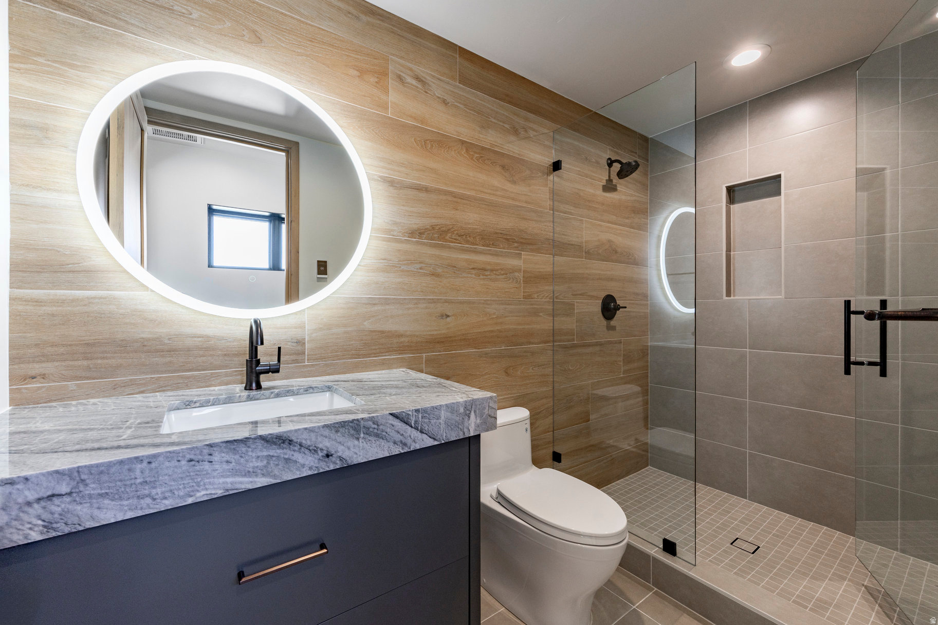 RED LEDGES - Residential