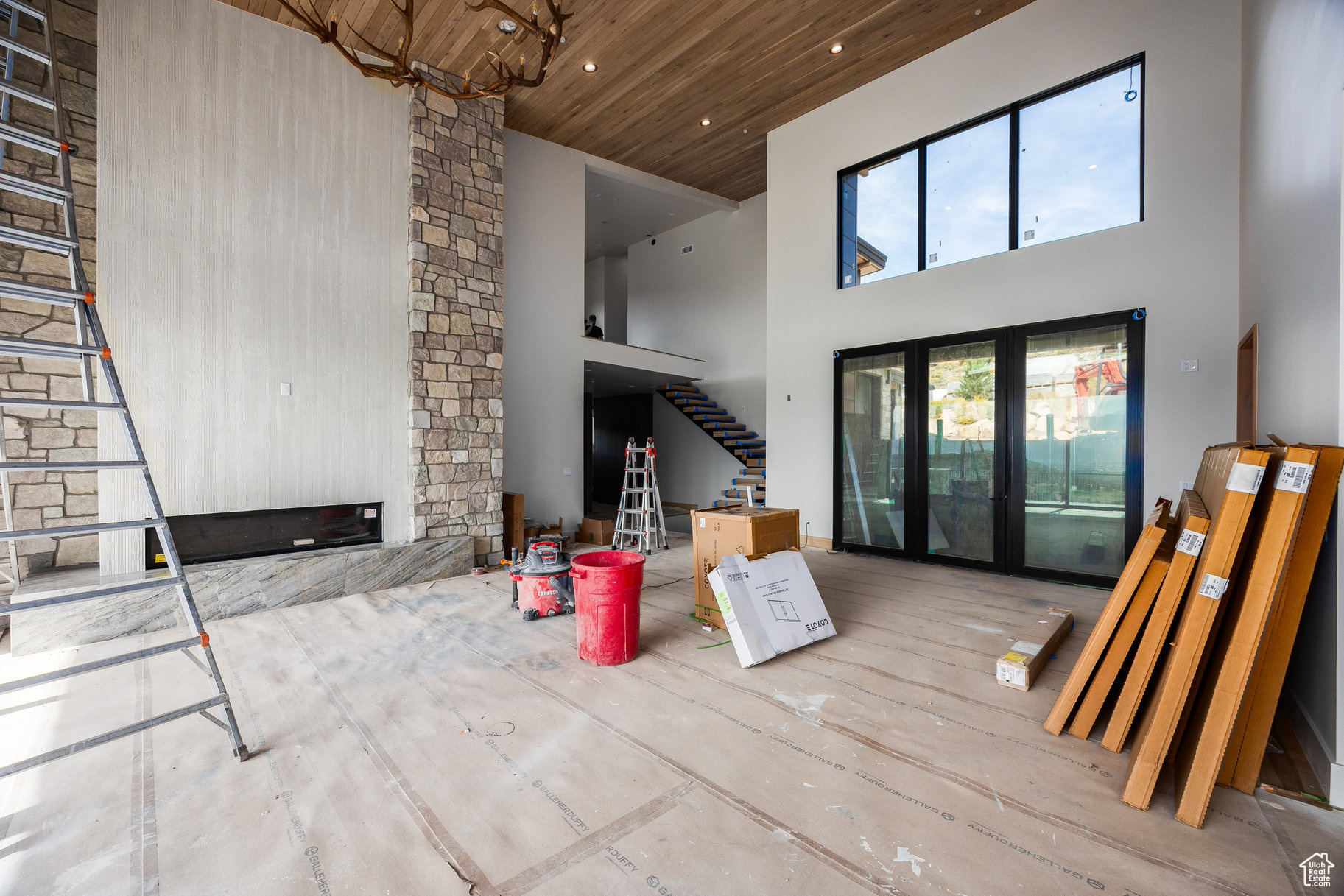 RED LEDGES - Residential