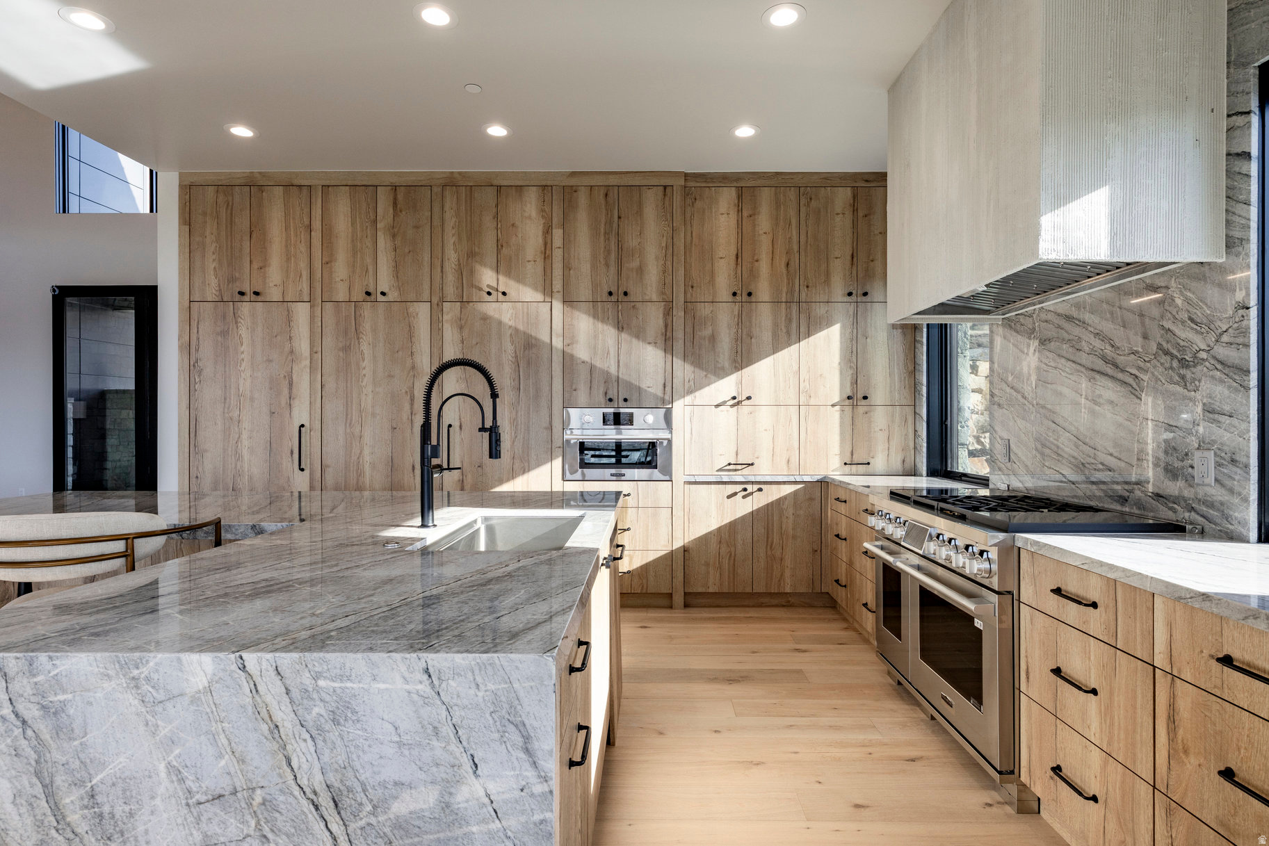 RED LEDGES - Residential