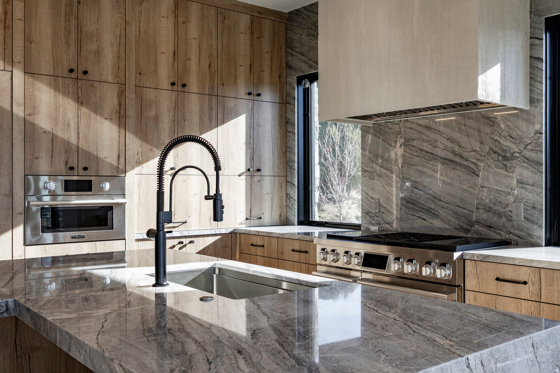 RED LEDGES - Residential