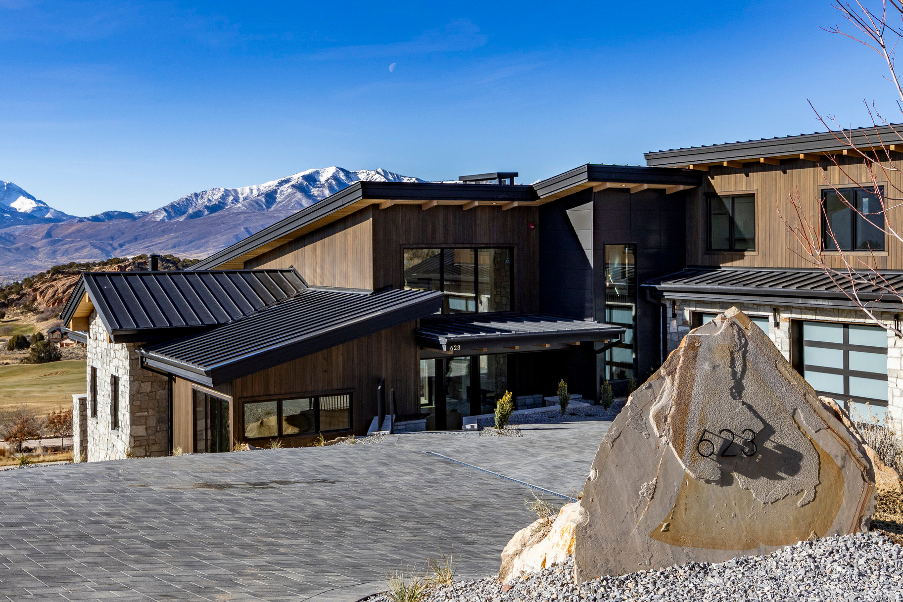 RED LEDGES - Residential