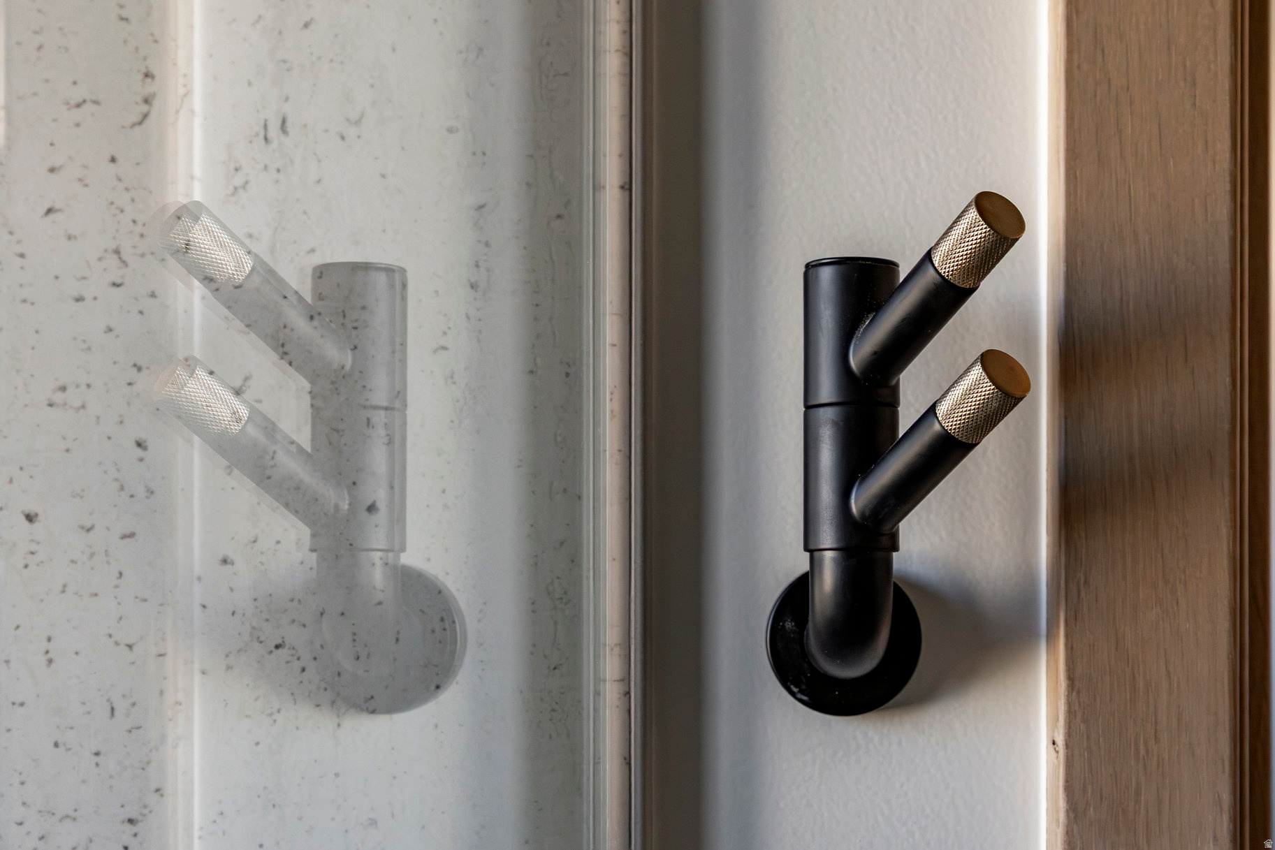 RED LEDGES - Residential