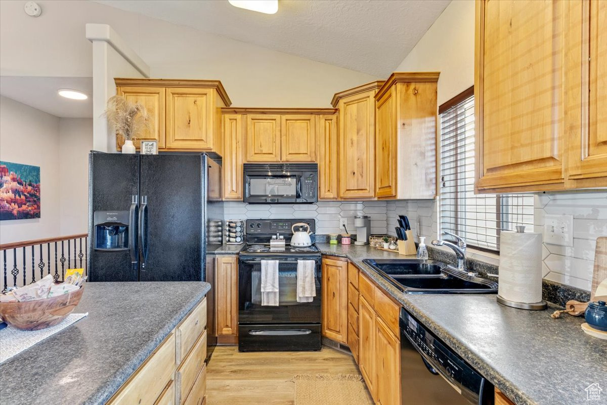 555 Huntridge Cir, Moab, Utah image 11