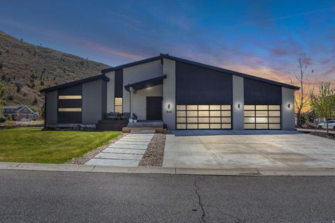 Photo of 846 E 270 S, Kamas, UT 84036 (MLS # 2129326)
