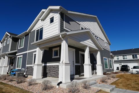Tiny photo for 1864 S 730 W #1009, Provo, UT 84601 (MLS # 2140964)