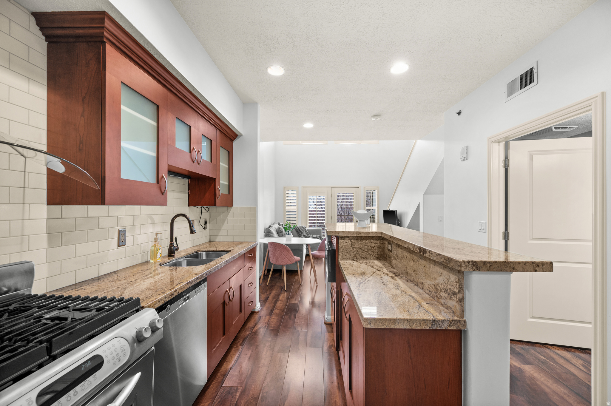 PARC AT GATEWAY - Residential