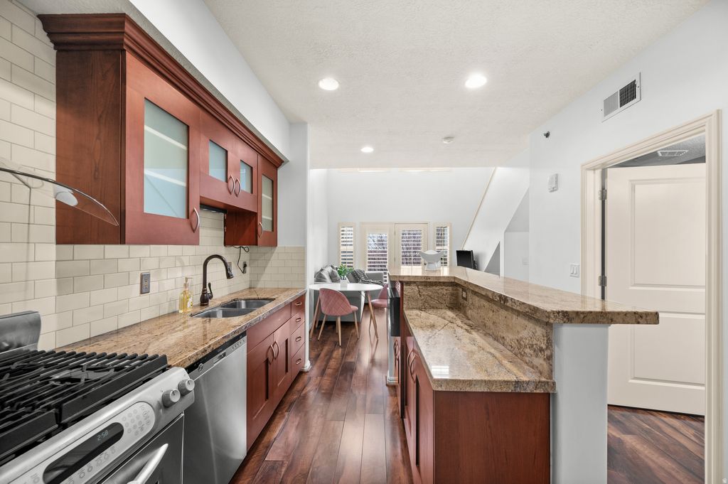 Photo of 5 S 500 W #309, Salt Lake City, UT 84101 (MLS # 2133767)