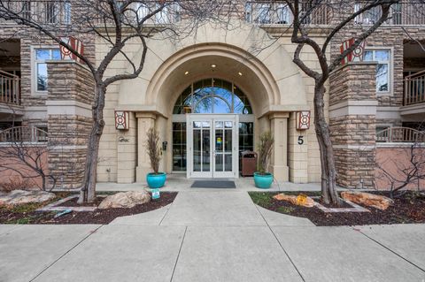 Photo of 5 S 500 W #309, Salt Lake City, UT 84101 (MLS # 2133767)