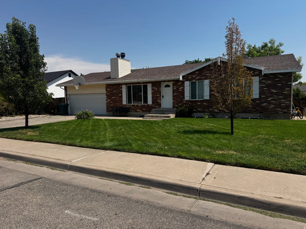 Photo of 84 N 1250 W, Vernal, UT 84078 (MLS # 2181133)