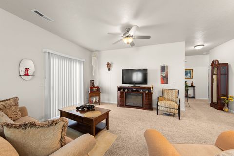 Tiny photo for 417 N 2480 W, Hurricane, UT 84737 (MLS # 2135058)
