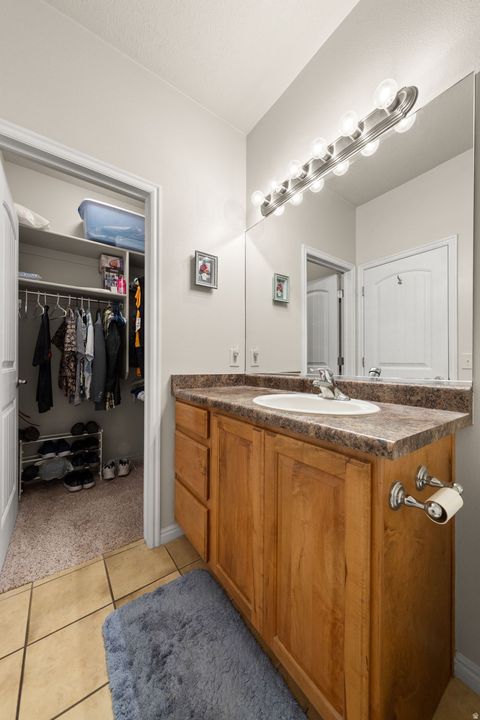 Tiny photo for 417 N 2480 W, Hurricane, UT 84737 (MLS # 2135058)