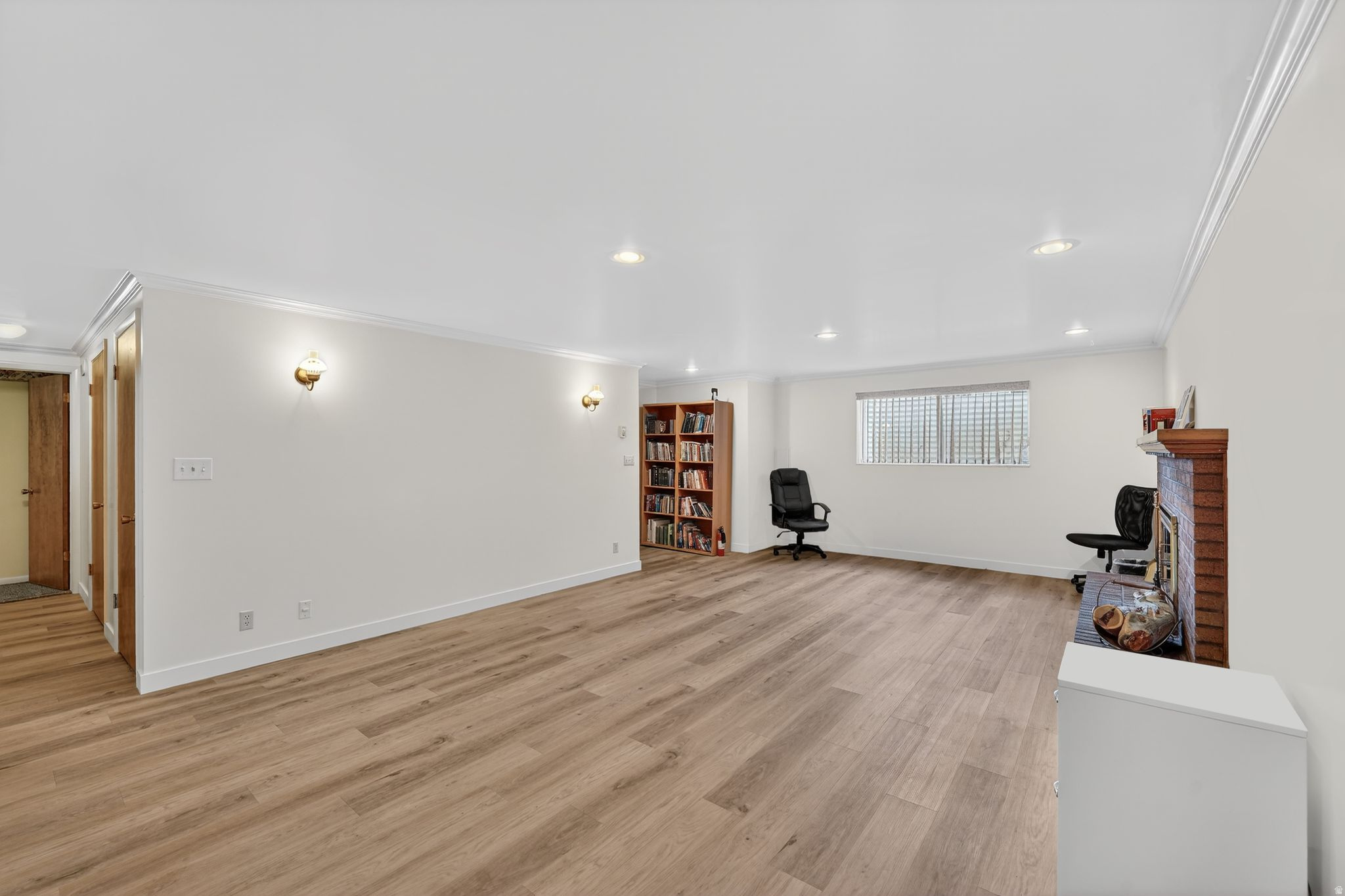 RIVIERA CONDM - Residential