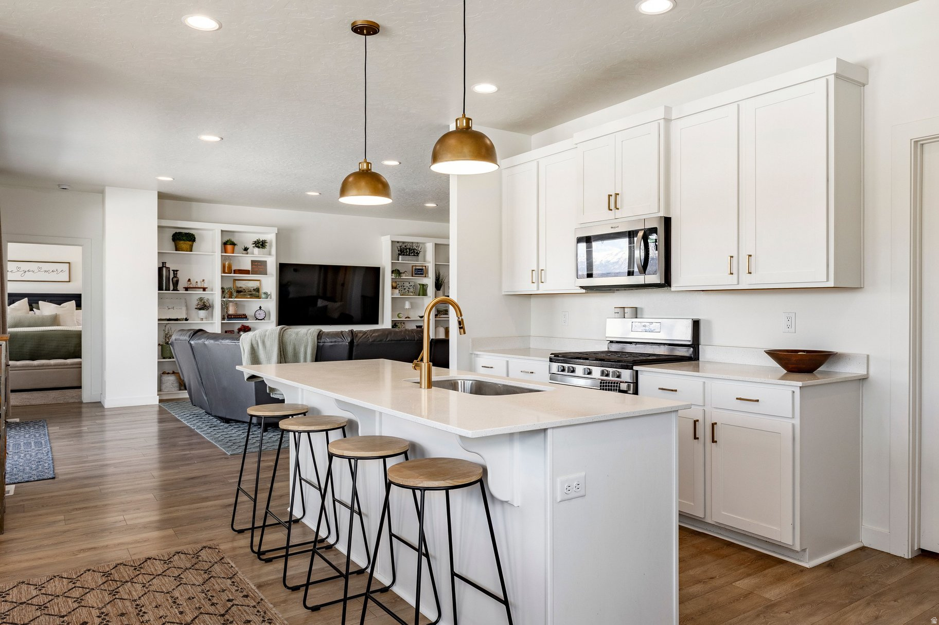 ALPINE SPRINGS - Residential