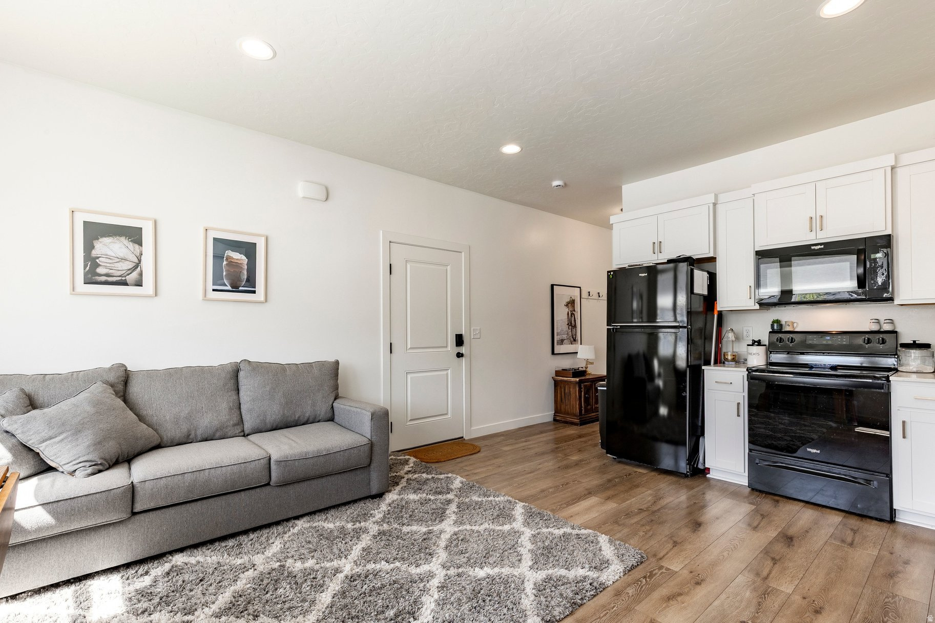 ALPINE SPRINGS - Residential