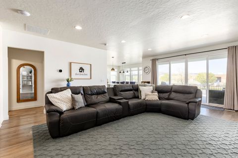Tiny photo for 712 W BLUE MOUNTAIN DR, Saratoga Springs, UT 84045 (MLS # 2150267)
