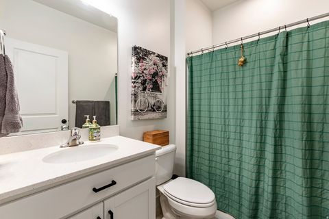 Tiny photo for 712 W BLUE MOUNTAIN DR, Saratoga Springs, UT 84045 (MLS # 2150267)