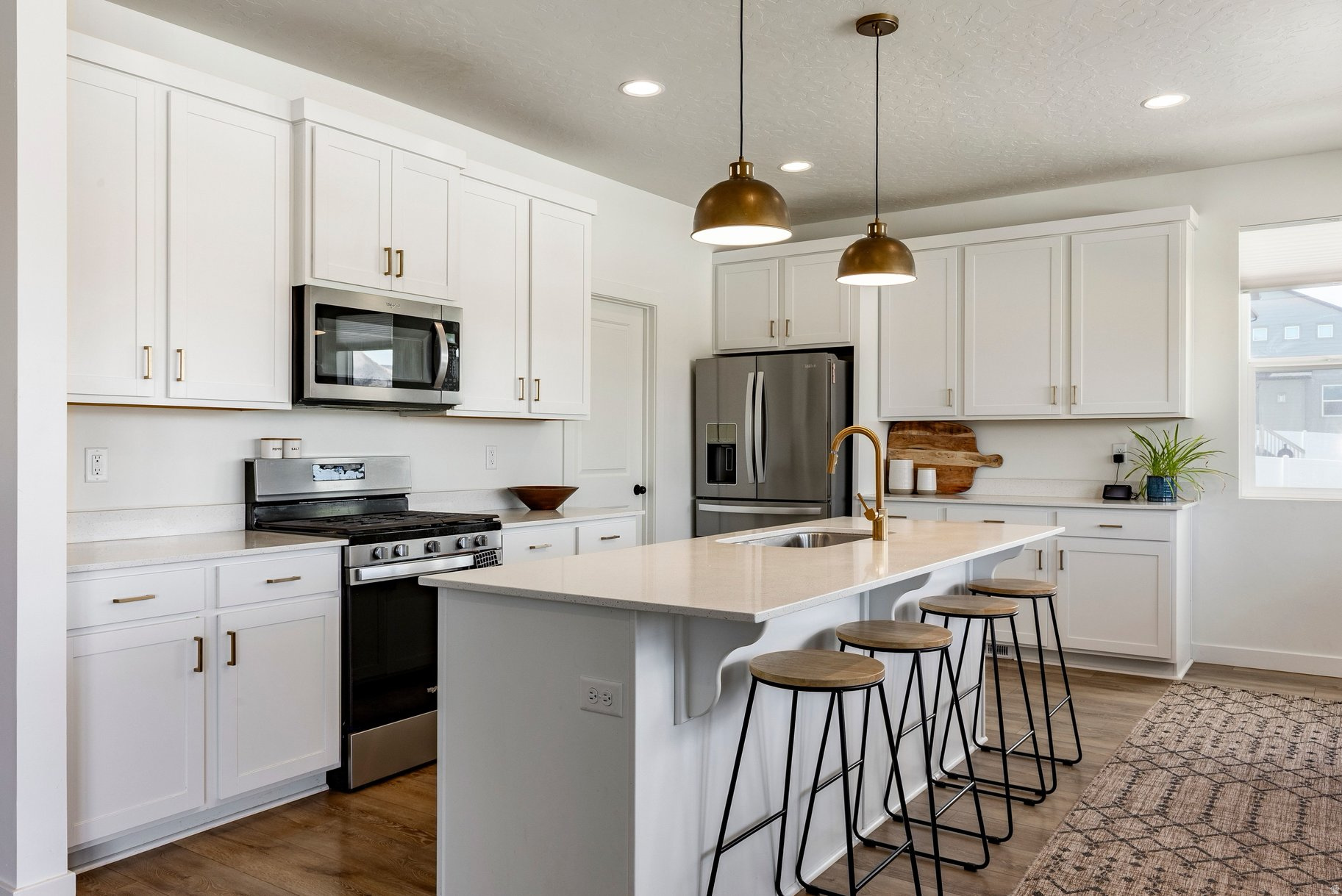 ALPINE SPRINGS - Residential