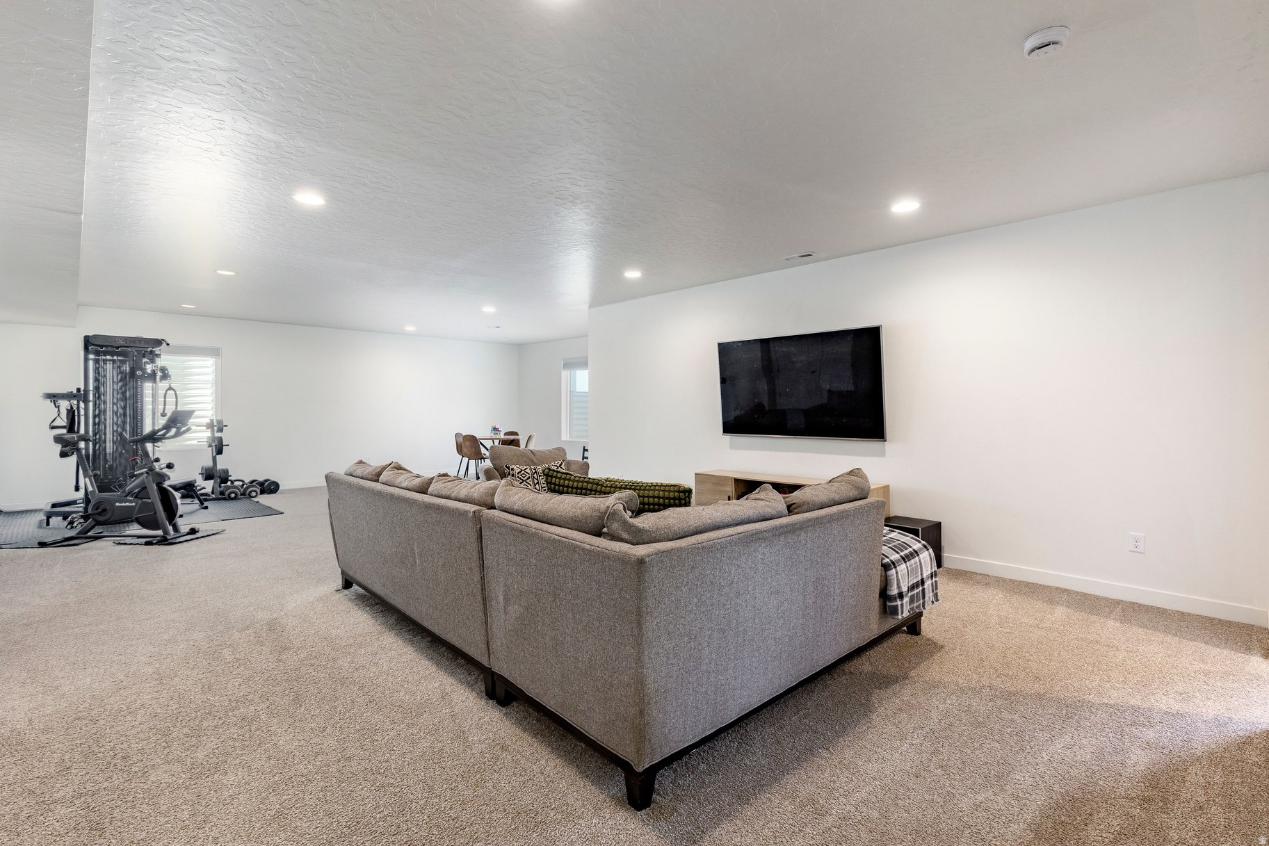 ALPINE SPRINGS - Residential