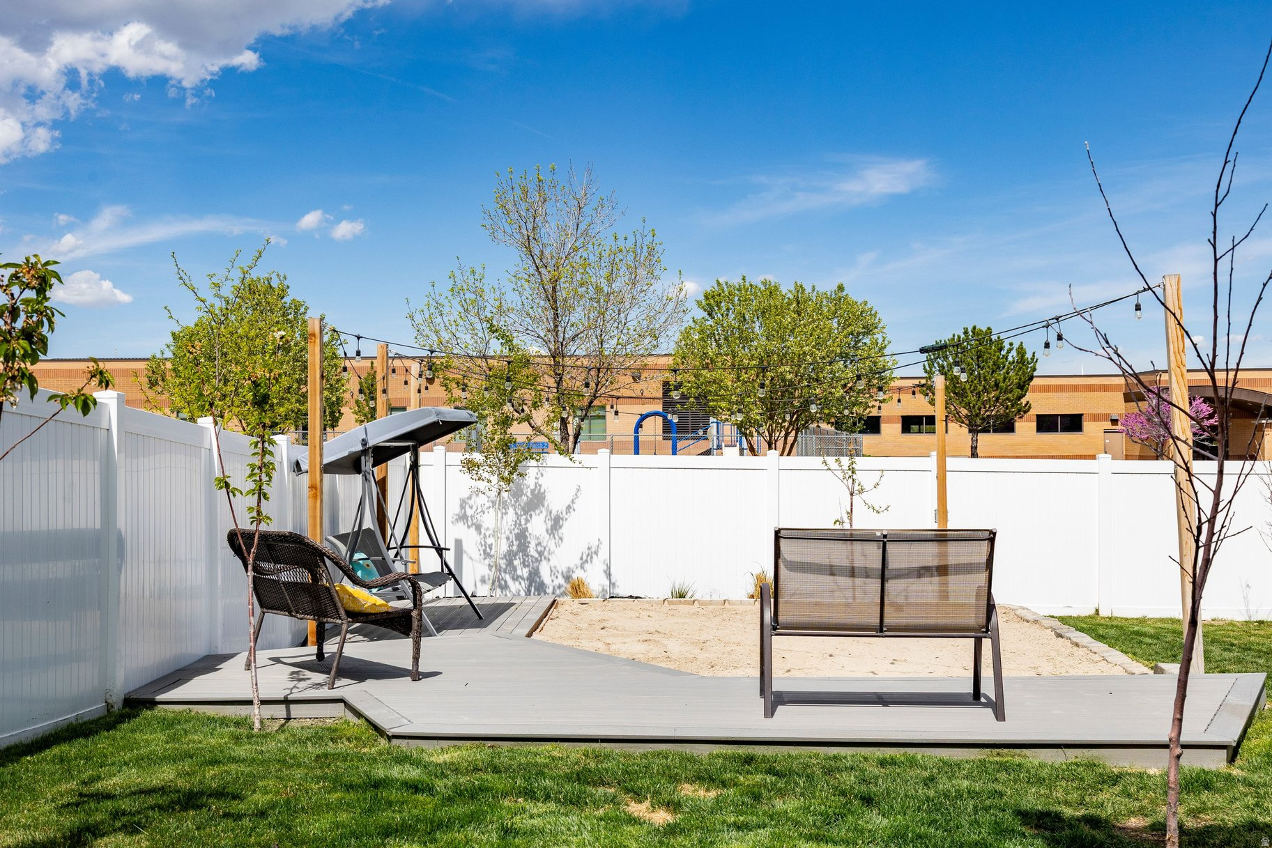 ALPINE SPRINGS - Residential