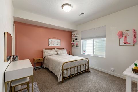 Tiny photo for 712 W BLUE MOUNTAIN DR, Saratoga Springs, UT 84045 (MLS # 2150267)